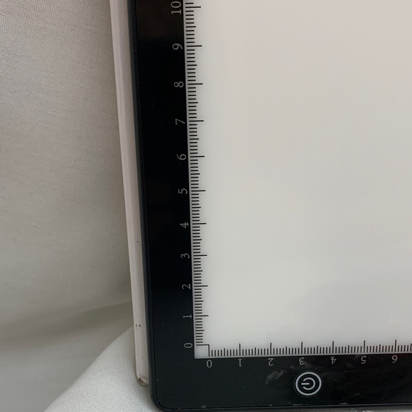 LED Light Pad - Black Frame - Picture 3 of 8